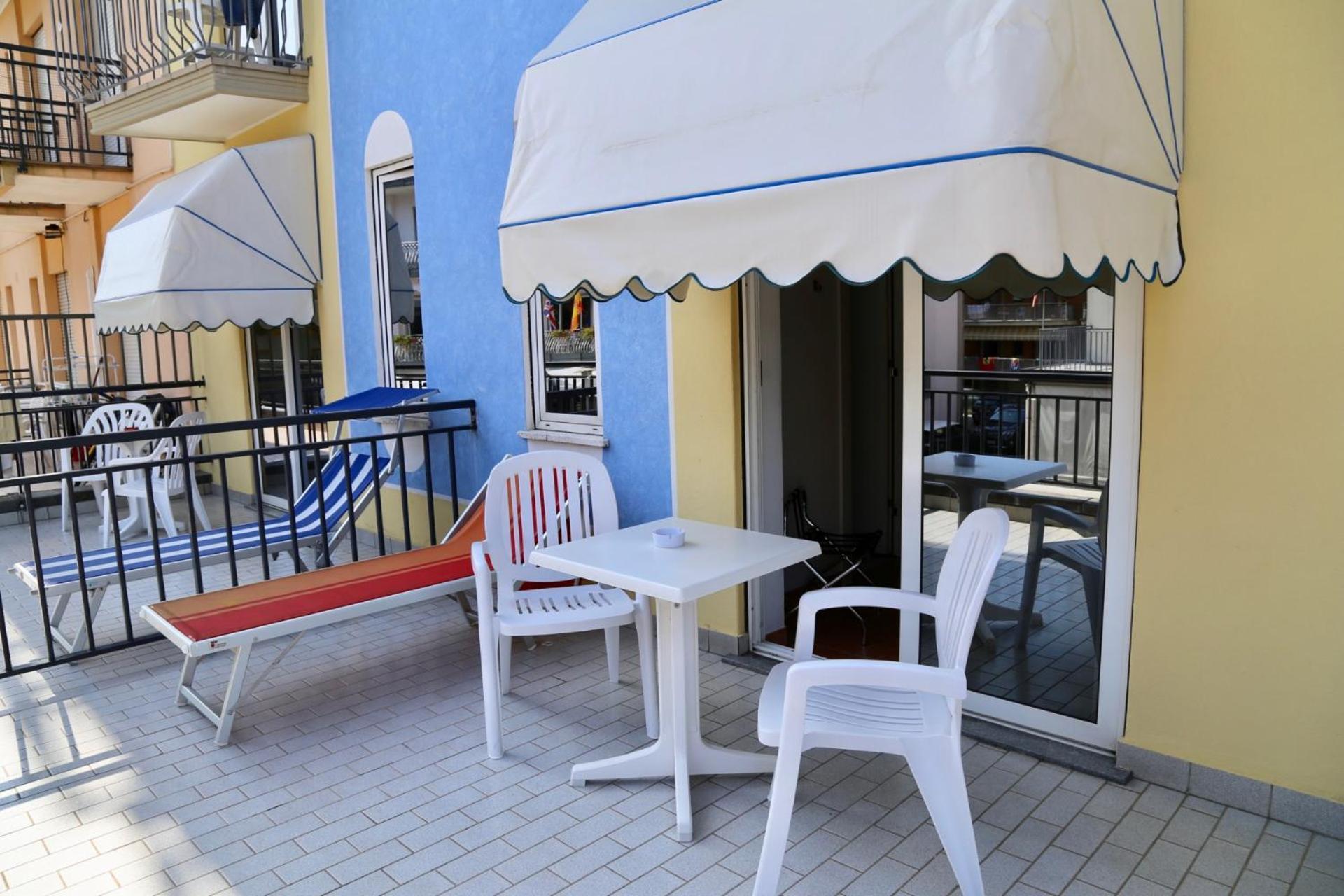 Hotel Portofino Лидо ди Йезоло Екстериор снимка