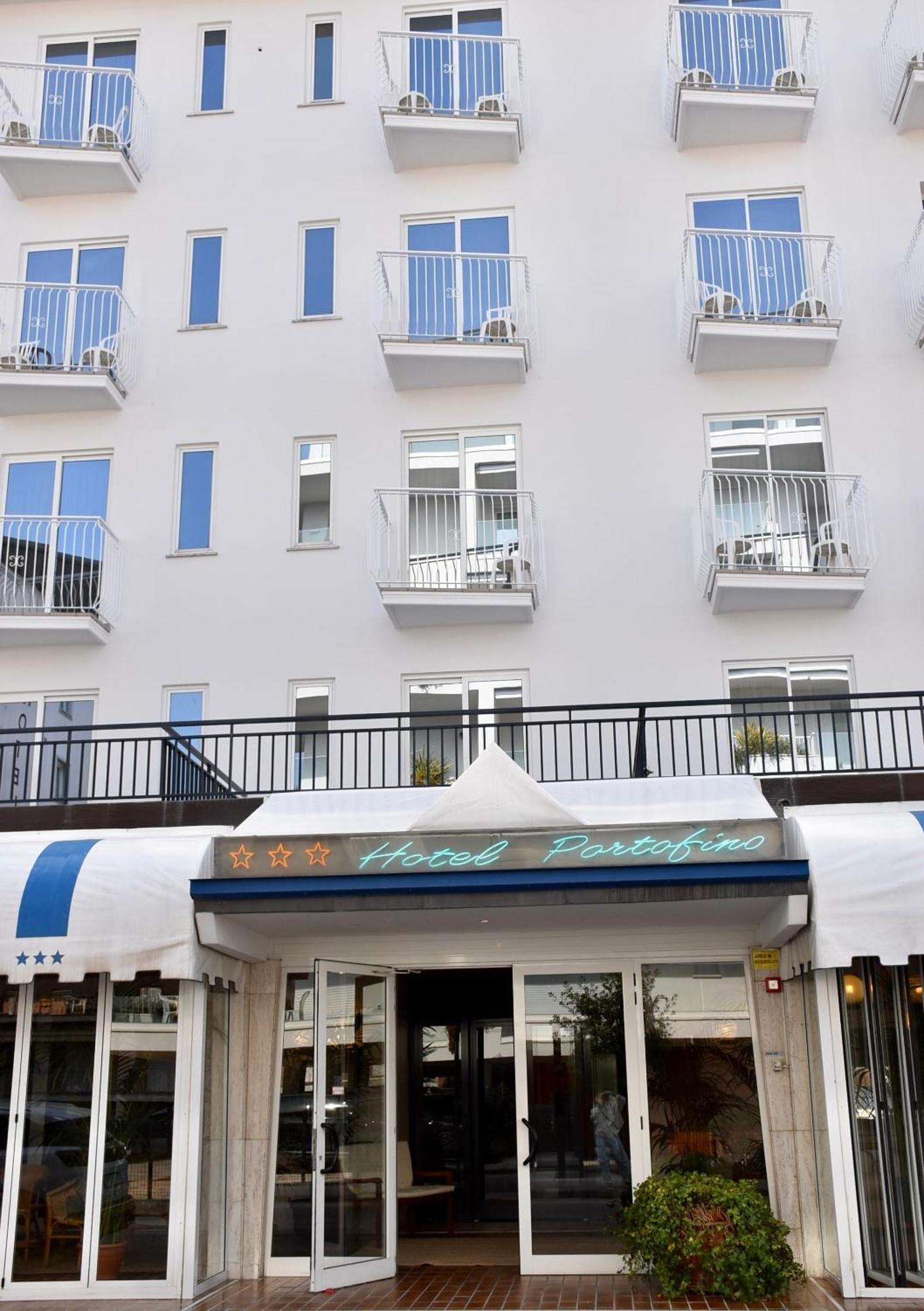 Hotel Portofino Лидо ди Йезоло Екстериор снимка