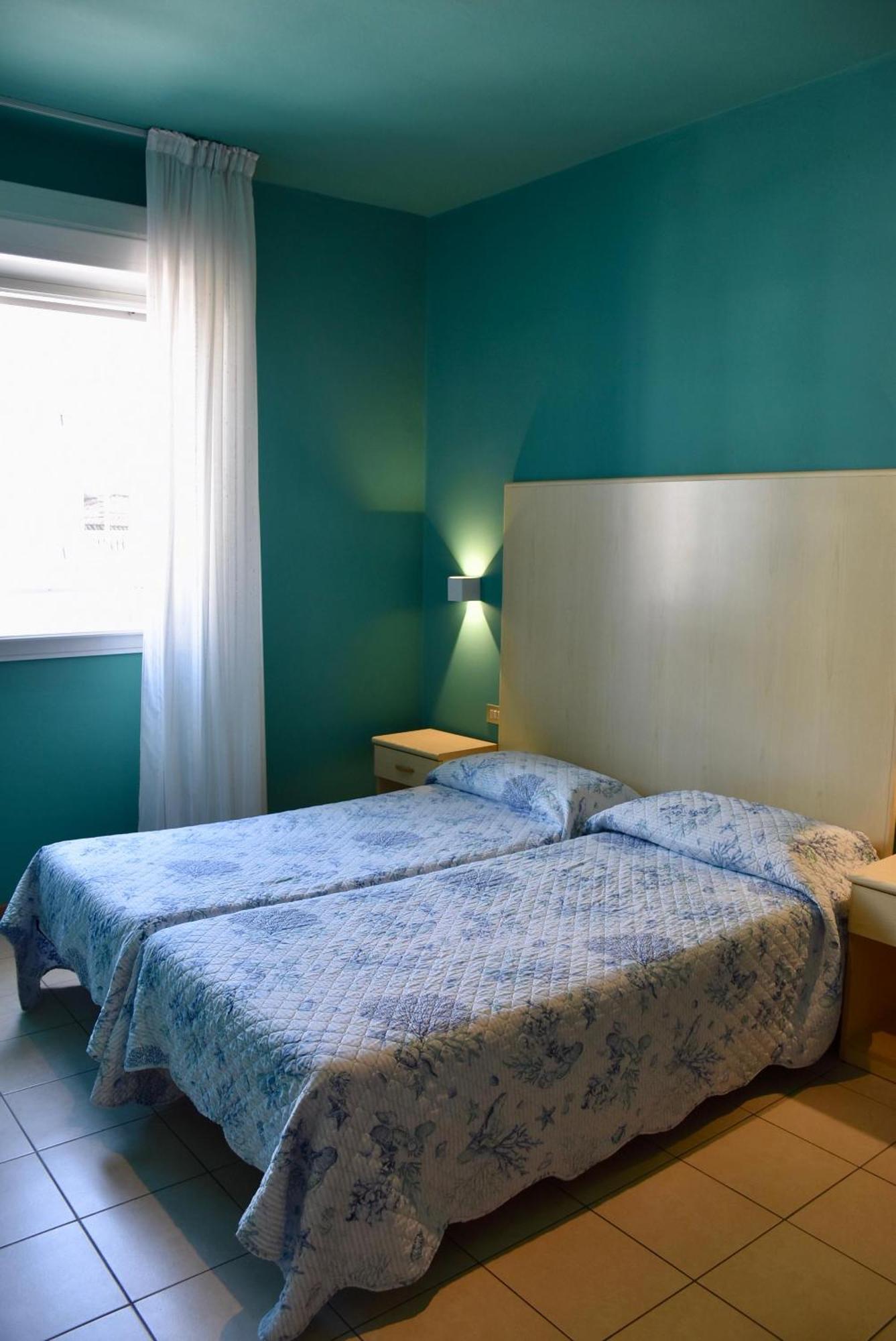 Hotel Portofino Лидо ди Йезоло Екстериор снимка