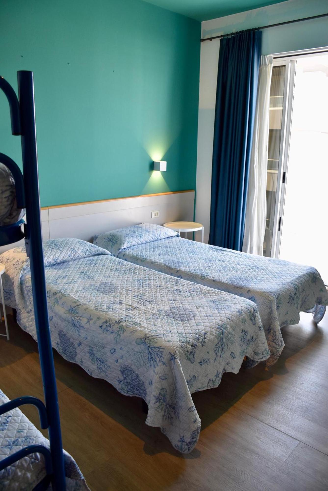 Hotel Portofino Лидо ди Йезоло Екстериор снимка