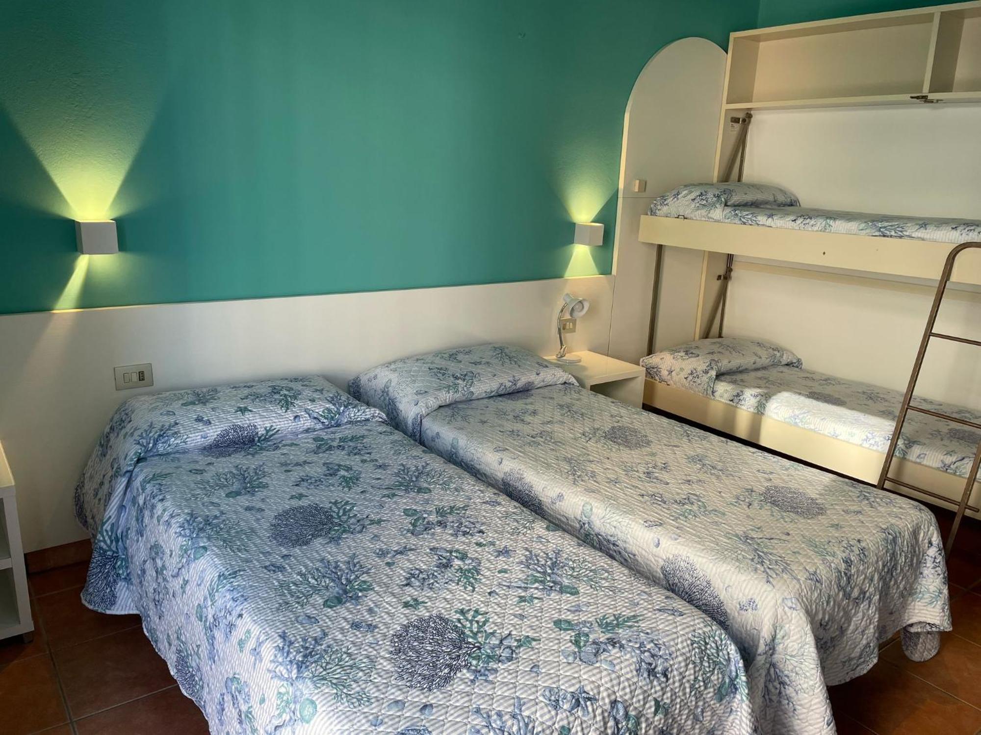 Hotel Portofino Лидо ди Йезоло Екстериор снимка