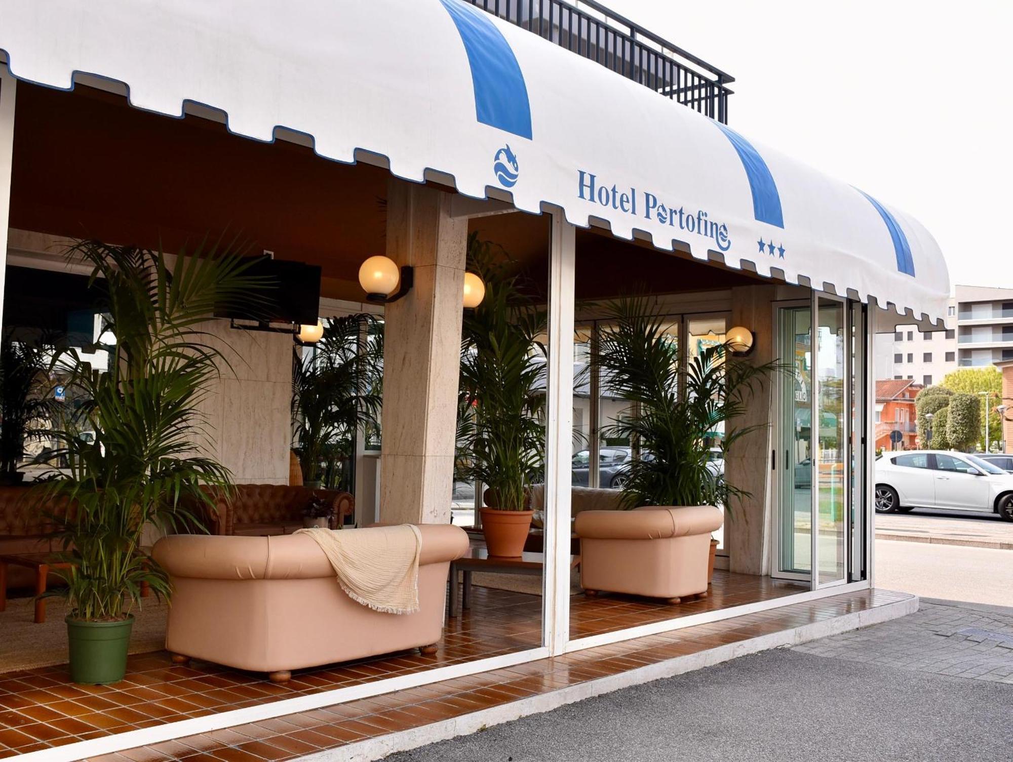 Hotel Portofino Лидо ди Йезоло Екстериор снимка