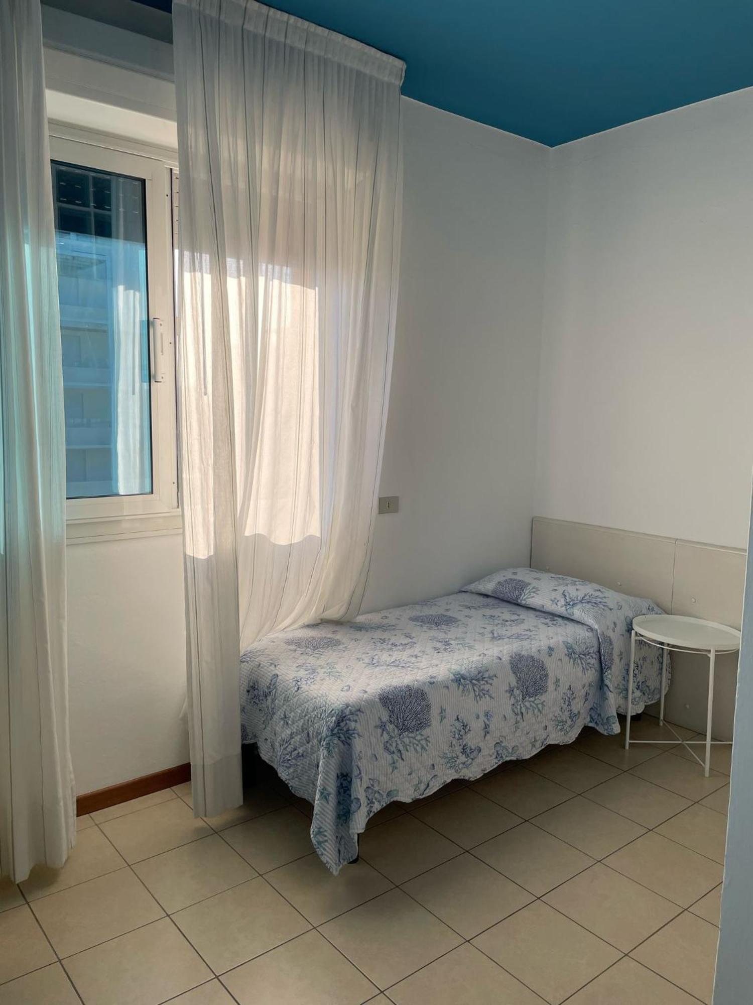 Hotel Portofino Лидо ди Йезоло Екстериор снимка