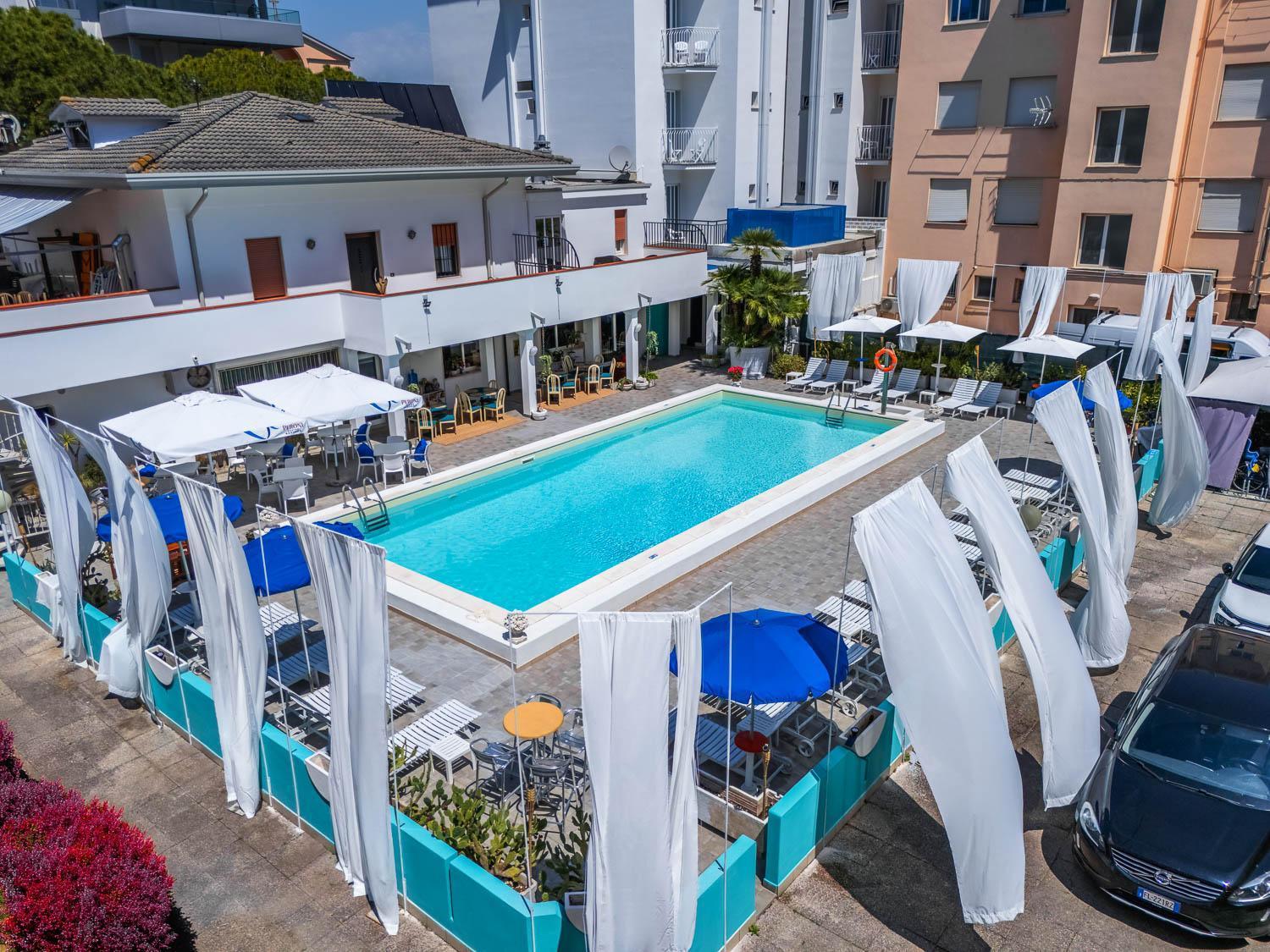 Hotel Portofino Лидо ди Йезоло Екстериор снимка